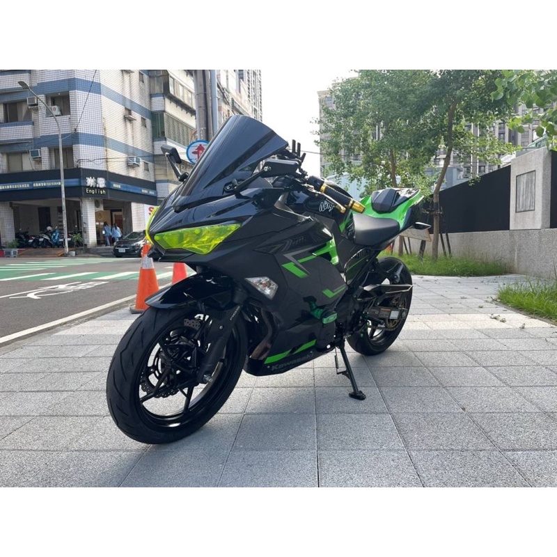 Kawasaki 忍400