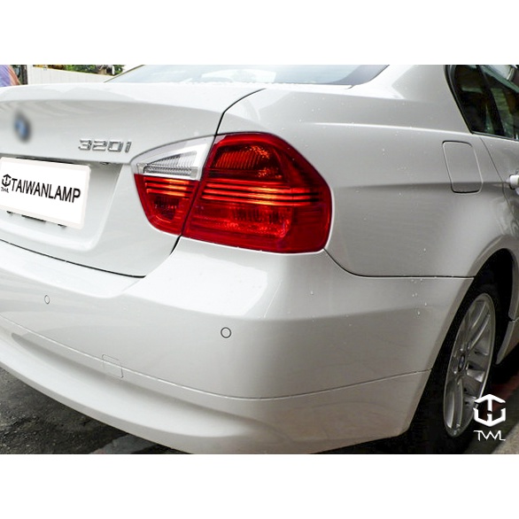 &lt;台灣之光&gt; 全新BMW E90 06 07 08年專用原廠型紅白晶鑽倒車燈 後燈 尾燈內側 318 320 330