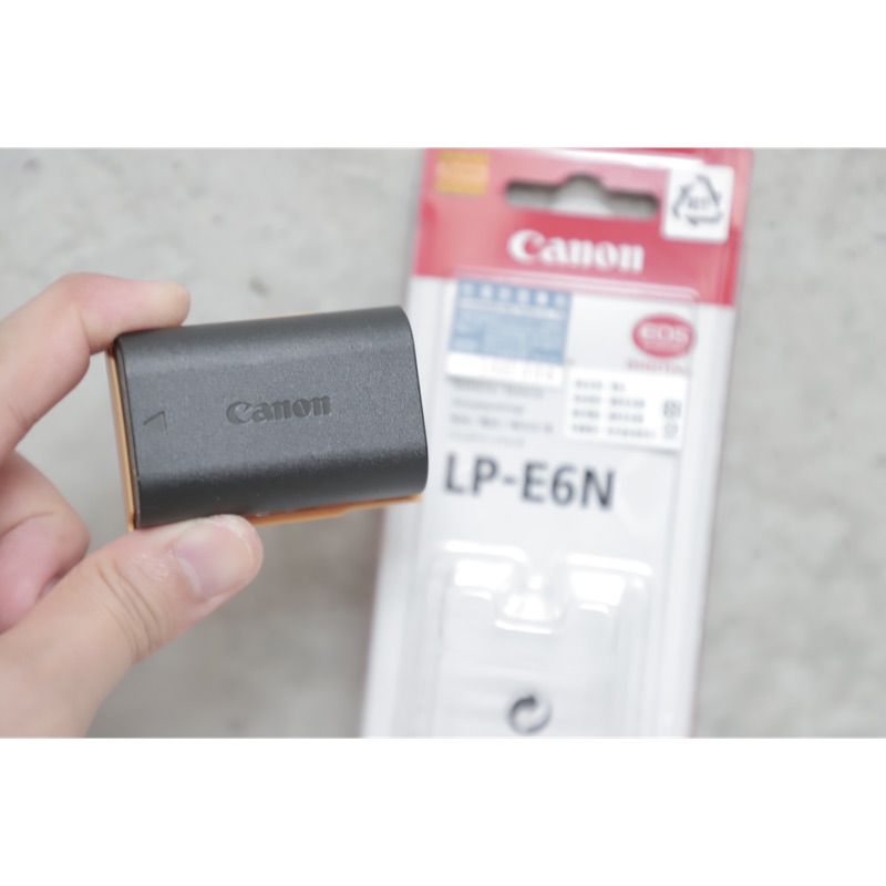Canon LP-E6N 原廠電池 6d2  中古美品 5D4 7D2 LPE6N