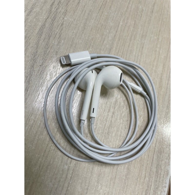 A1748 二手原廠耳機🎧 iPhone 7/8/X/11