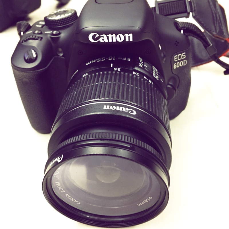 降降降！極新Canon 600D 雙鏡頭(18-55mm &amp; 55-250mm) 全配 送相機包