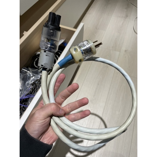 Supra cable LORAD 2.5電源線1.5m 公Hubbell 母Wattgate 出售給想換線材的朋友