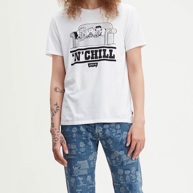 levi's peanuts t shirt
