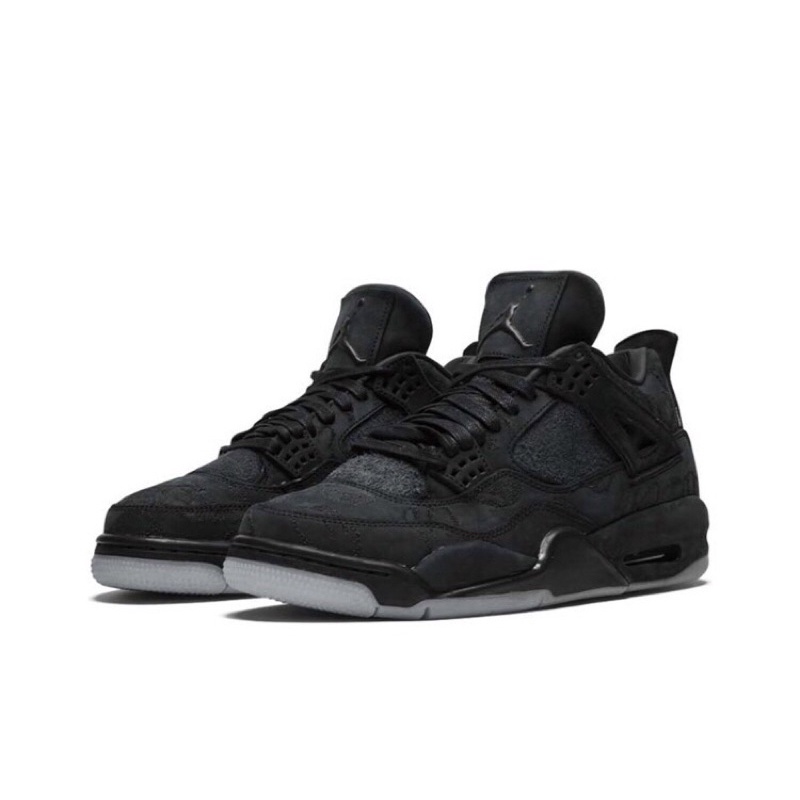 Nike Air Jordan 4 x kaws 聯名款 黑