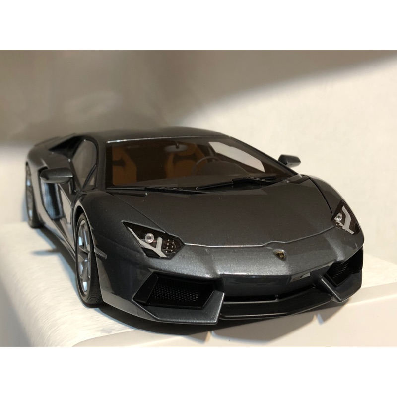 Autoart Lamborghini Aventador LP700 1/18模型車