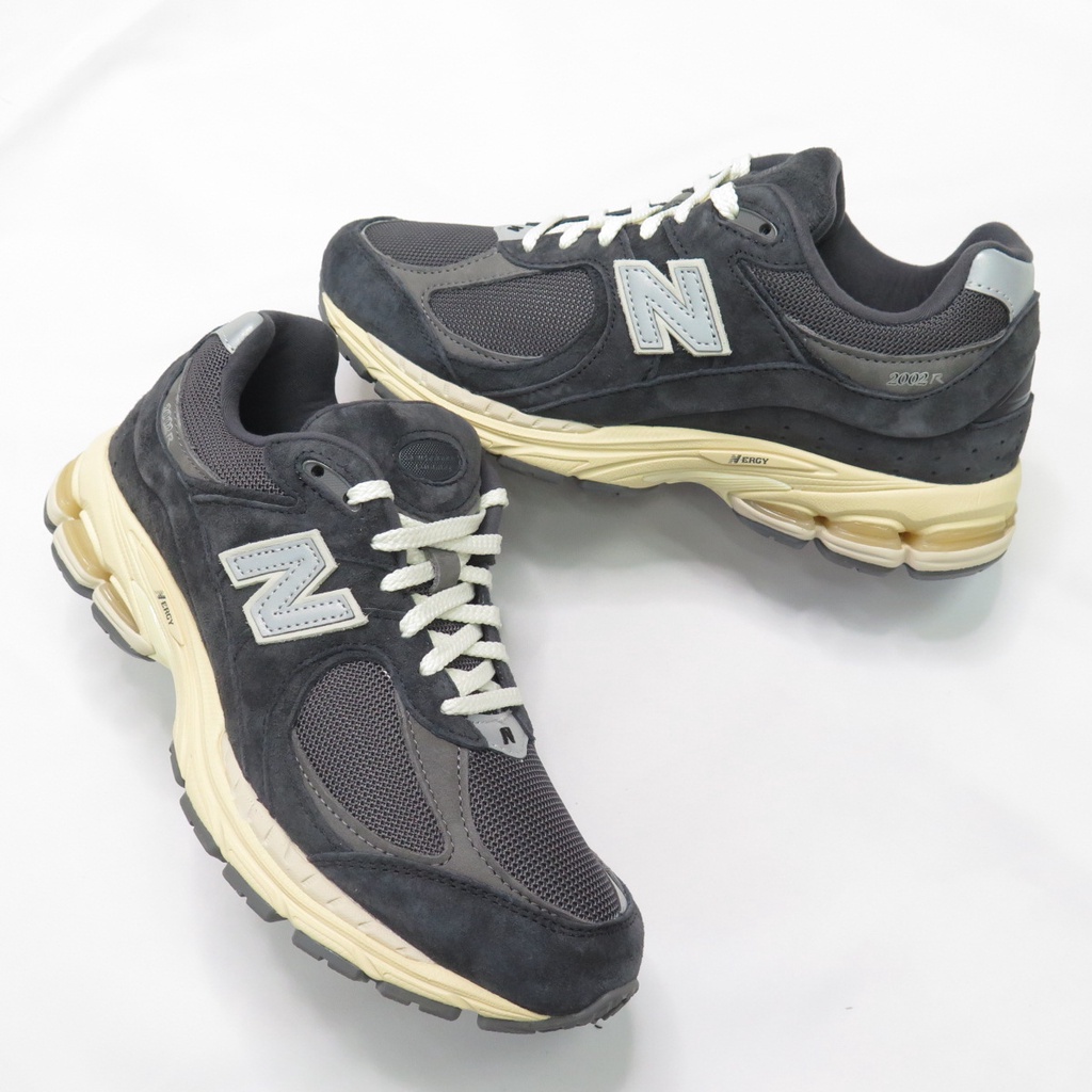 m2002rho new balance
