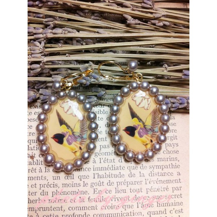 【ginger】Les Nereides N2 (現貨優惠)粉色珍珠橢圓造型拇指姑娘耳環