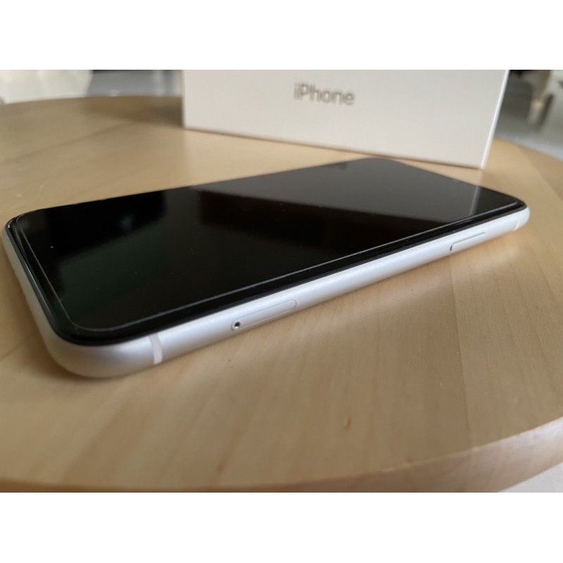 iPhone 11 128G 白色