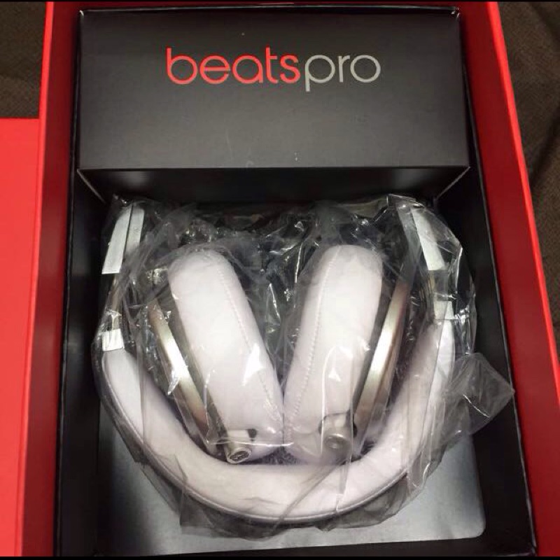 Beats pro 耳罩式耳機降價