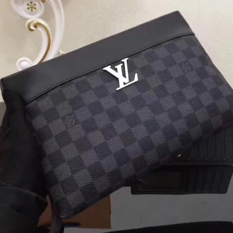 新louis Vuitton 藤原浩lv 聯名設計款時尚休閒男士手拿包手抓包公文包精緻手袋男用名牌皮夾錢包 蝦皮購物