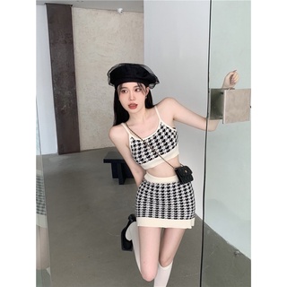 MAX BLACK 千島格辣妹套裝 W08