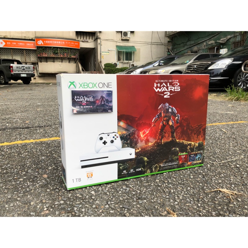 「遼寧236」「全新品」台灣專用機  XBOX ONE S 1TB  最後一戰 星環戰役2 同捆主機 $6990