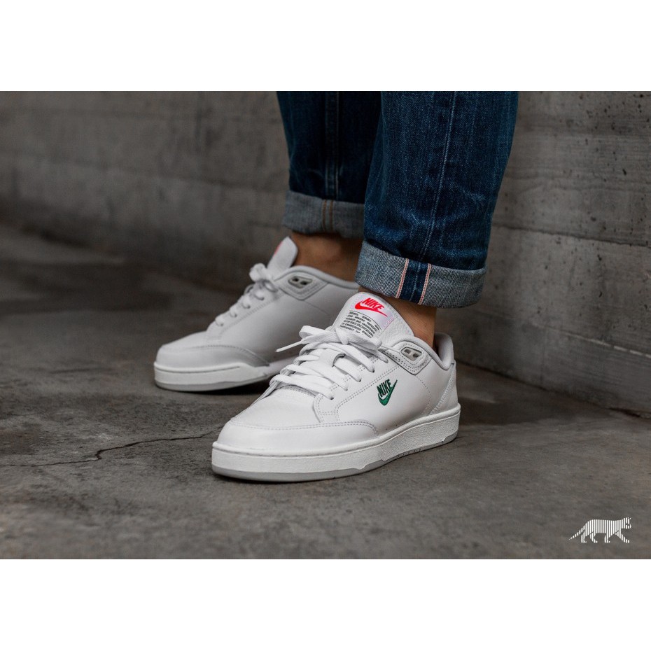 nike sportswear grandstand ii