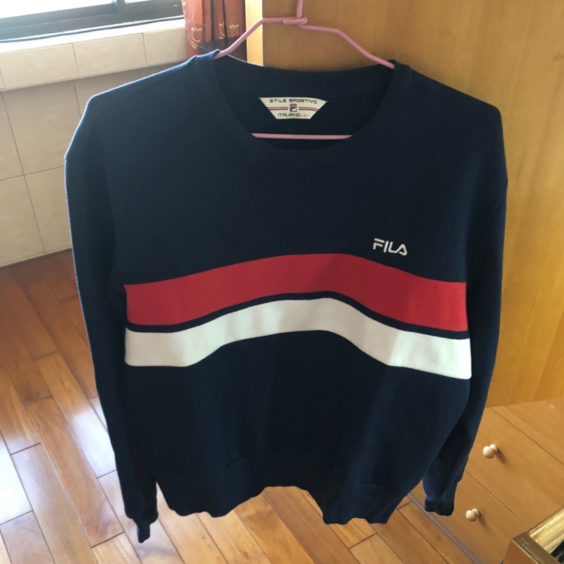 Fila   大學T