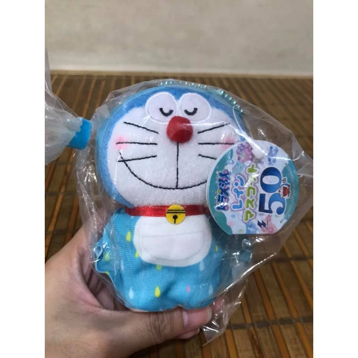 (已保留 勿下單)日本正版 景品 哆啦A夢 小叮噹 Doraemon 晴天娃娃 雨衣 吊飾