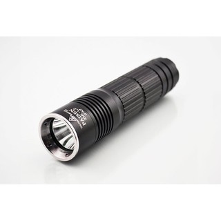 捷威【A17】CREE XM- L2 強光手電筒 使用18650 / 26650鋰電池 LED 超越 T6 Q5 U2