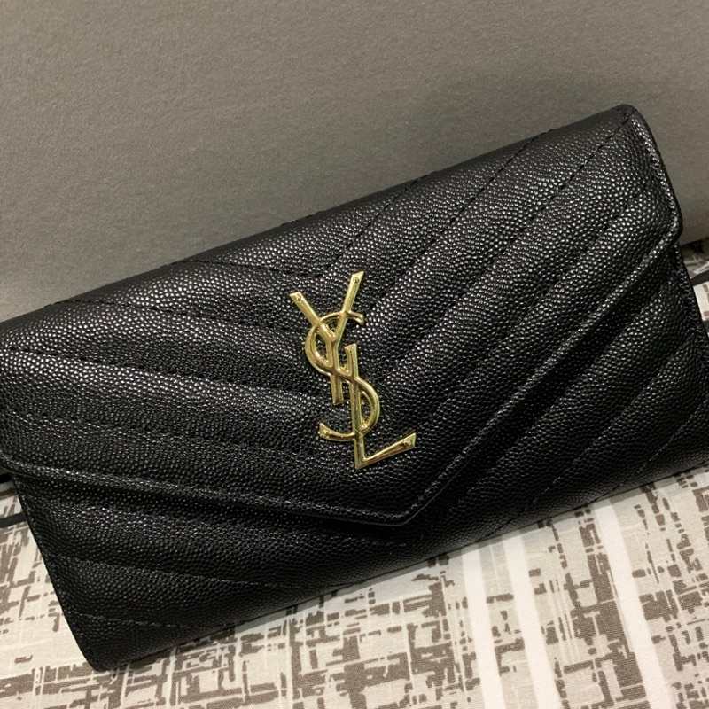 YSL 皮夾 Saint Laurent魚子醬防刮掀蓋磁釦式長夾錢包 經典不敗款 黑色金Logo