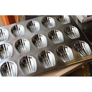 日本CakeLand瑪德蓮不鏽鋼迷你蛋糕烤模15連 909◎日本.瑪德蓮.不鏽鋼.迷你.蛋糕.模具