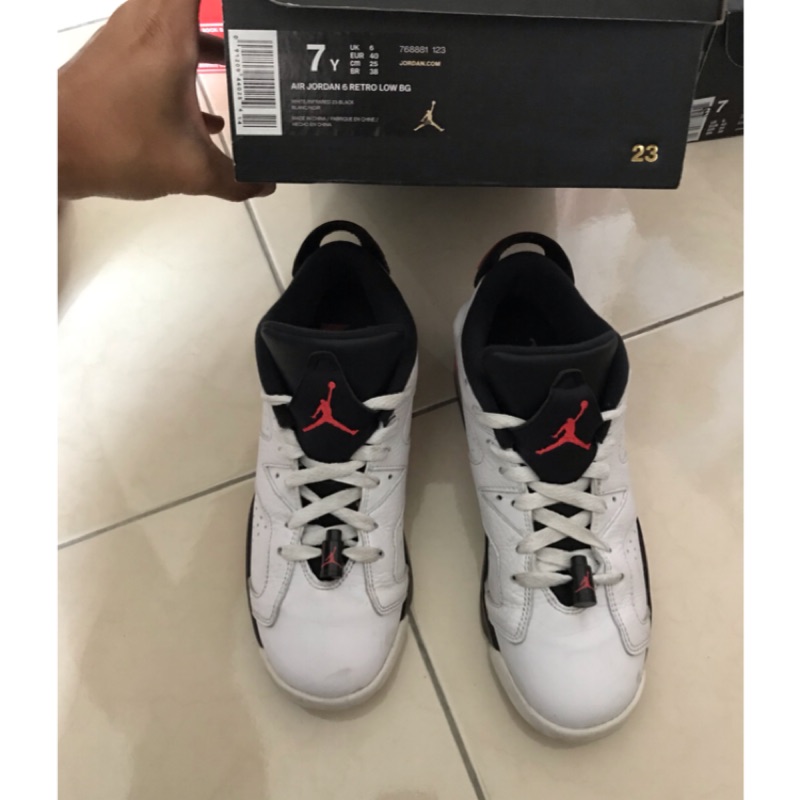 Air Jordan 6，低筒，7Y，鞋底氧化