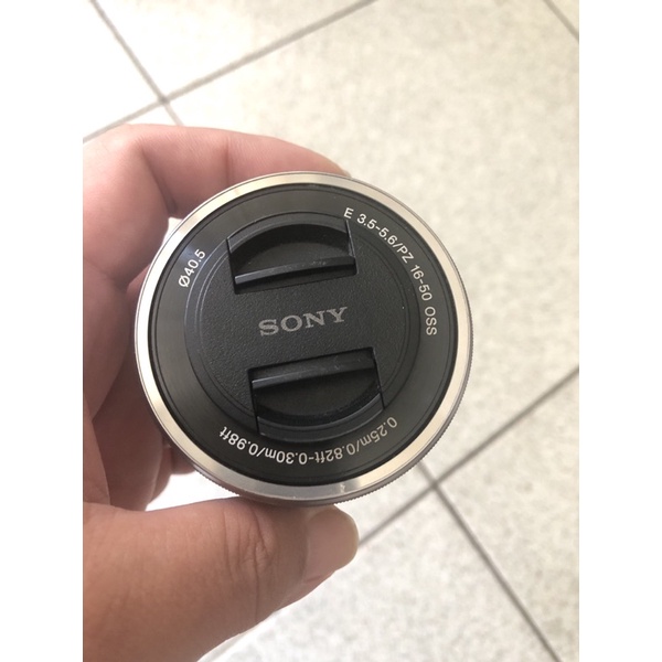 SONY PZ 16–50 mm F3.5 – 5.6 OSS 銀色