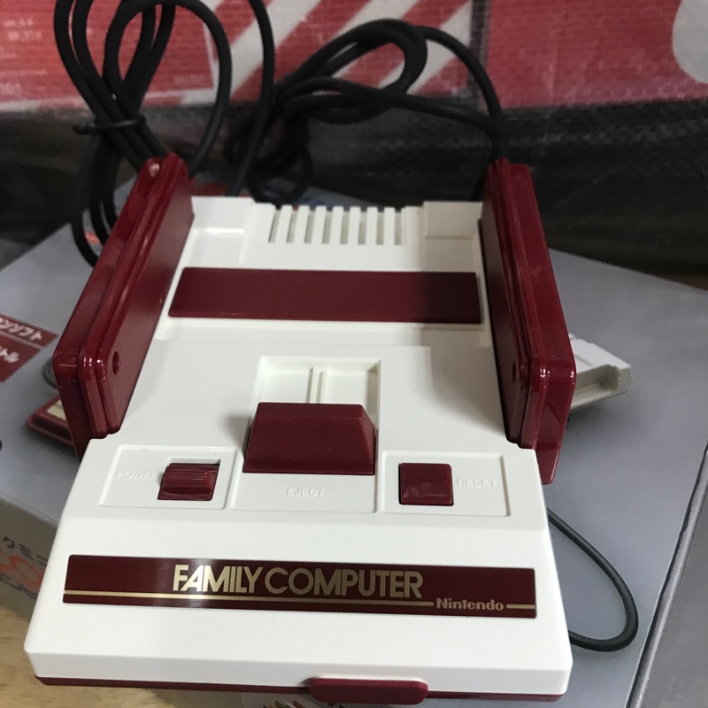 Famicom Nintendo 任天堂迷你版紅白機 全新