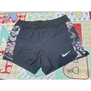 Nike大童(女)運動短褲