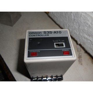 日本 OMRON 傳感器控制器 S3S-A2 100-110/200-220VAC (後)