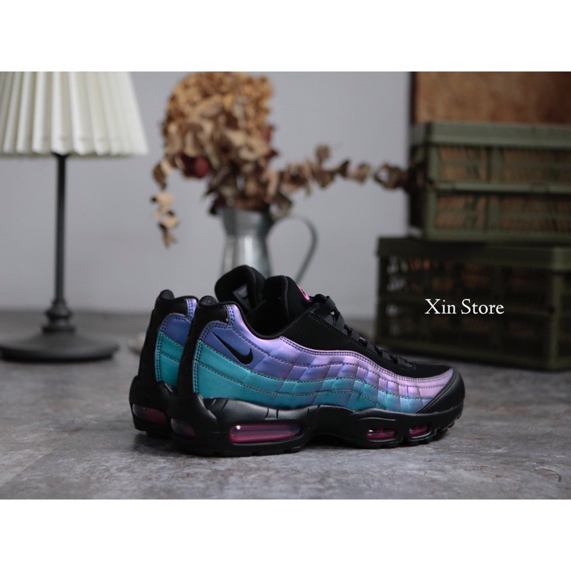 nike air max 95 premium throwback future