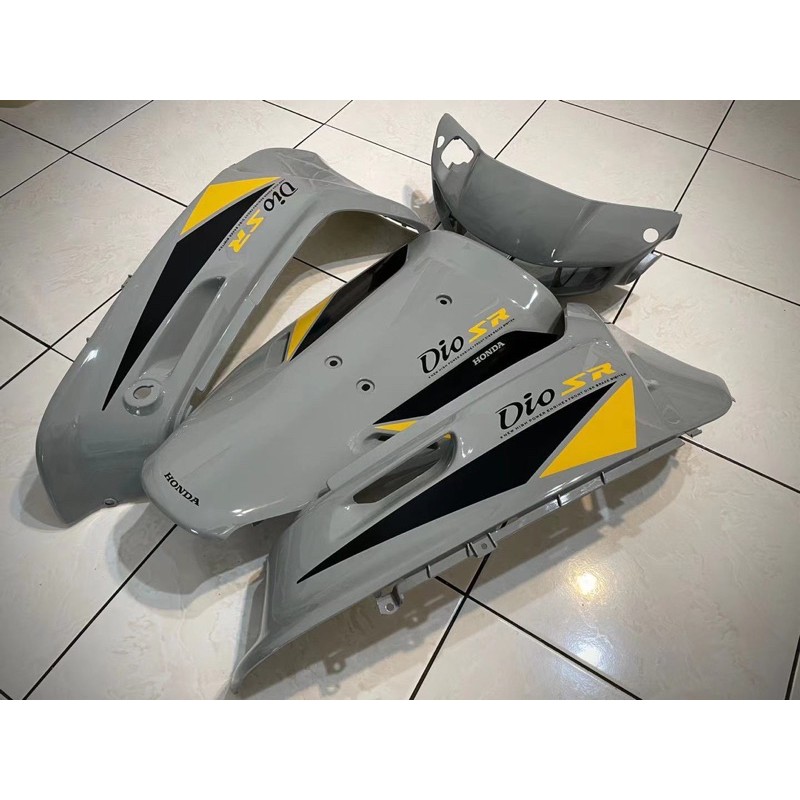 Honda Dio全新副廠碟煞淺色水泥灰一期灰黑黃配色 蝦皮購物