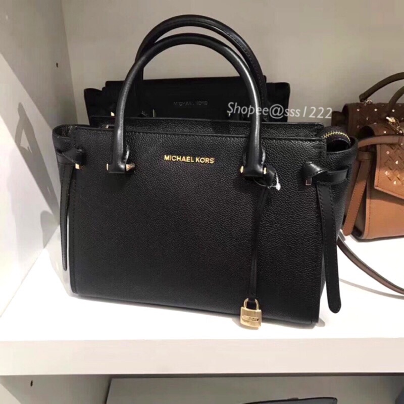 🇺🇸美國代購 新款 MICHAEL KORS mk 蝙蝠包 殺手包 Cassie 荔枝皮蝙蝠包 耳朵包