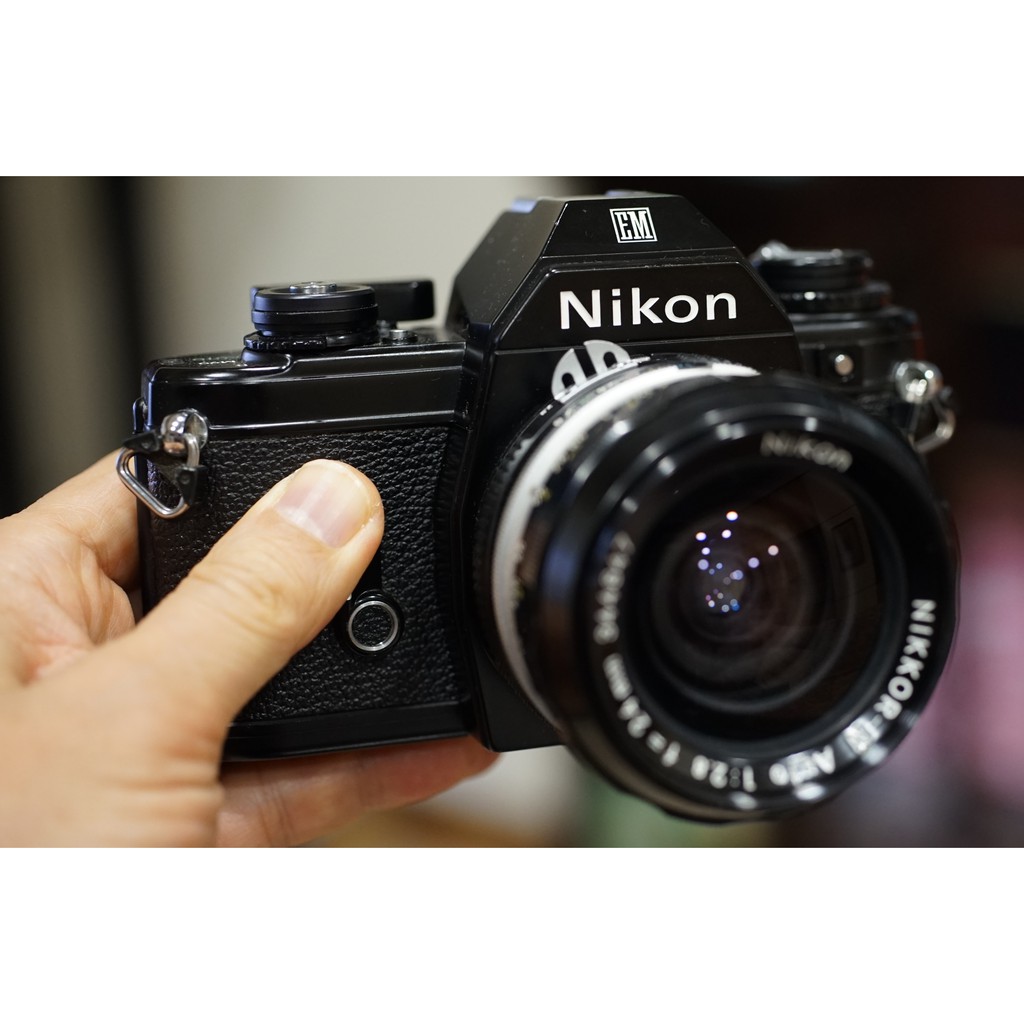 Nikon EM +Nikon 24mm F2.8 超美機