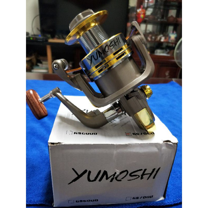全新盒裝完整YUMOSHI GS7000型捲線器  全新盒裝完整全金屬7000型捲線器 全金屬線杯及全金屬搖臂堅固又耐用