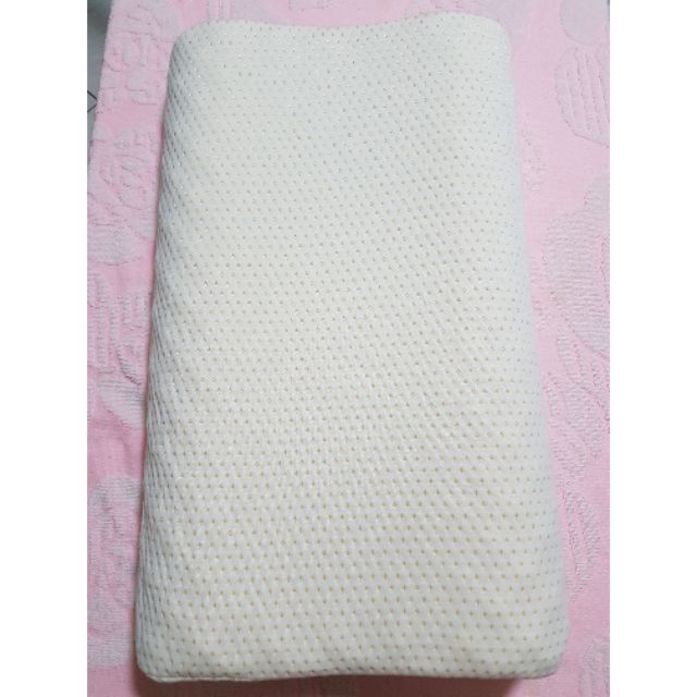 天然乳膠枕頭(一對)  【清倉價600元】