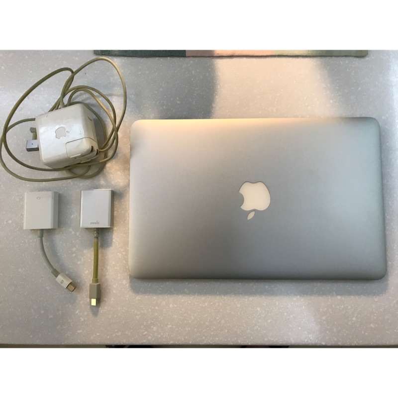 MacBook Air 11吋 256G(2013年中）+JINS眼鏡+無線充電板