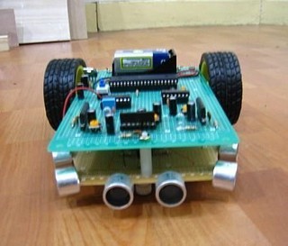 『好人助教』8051專題製作：超音波感測，障礙閃避自走車 學生專題 可改Esp32/Esp8266/Arduino