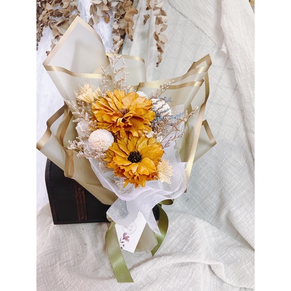 畢業乾燥花 乾燥花束 向日葵 乾燥花 高雄花店 蝦皮購物
