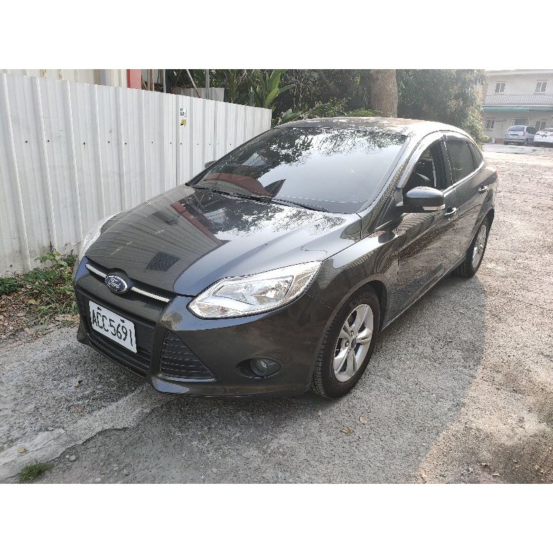 自售2013 Focus 2.0柴油 售23.5萬 台中賞車 0977366449 陳 line:a0977366449