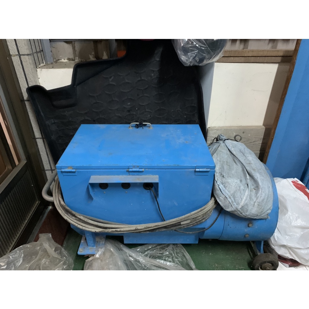 中古 水泥噴漿機c 330 蝦皮購物