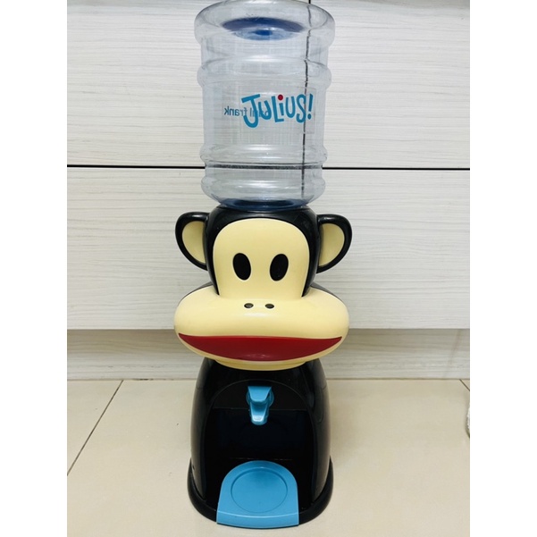 Costco小猴子涼水壺可讓小孩自己按壓喝水
