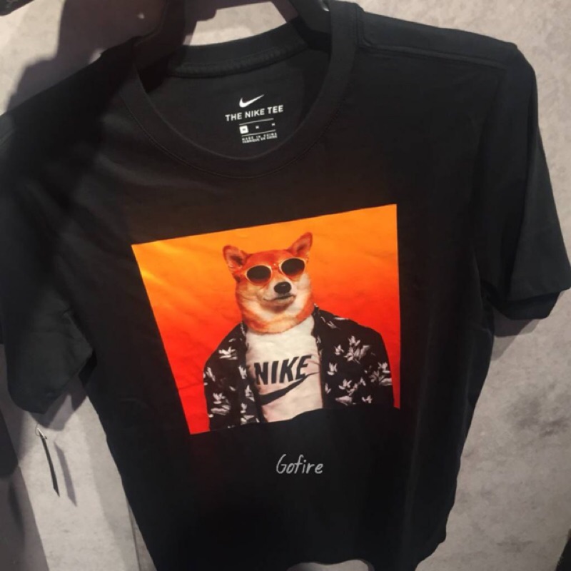 NIKE NSW TEE 男款 白色 黑色 短袖 短T 柴犬T BQ0186-100