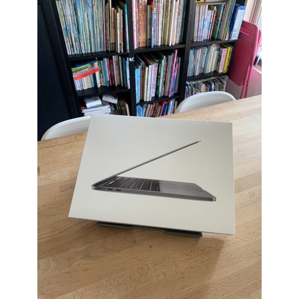 全新 拆封未使用蘋果保固一年 2020 Macbook 16/512 非M1