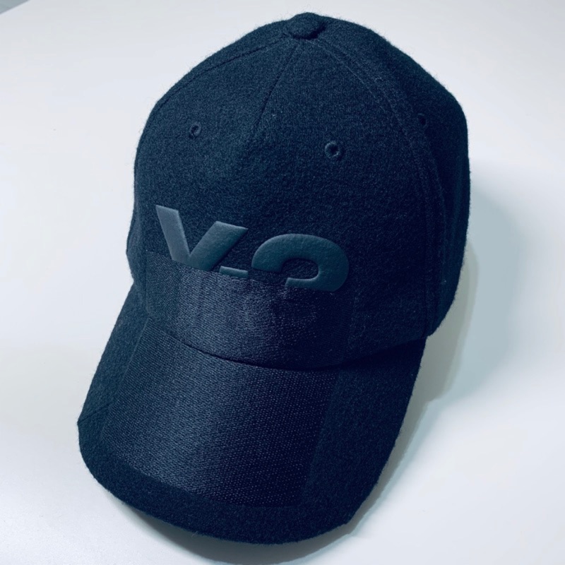 y3 logo cap