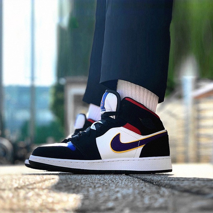 NIKE AIR JORDAN 1 MID SE GS RIVALS 女拼接異色BQ6931-005 | 蝦皮購物