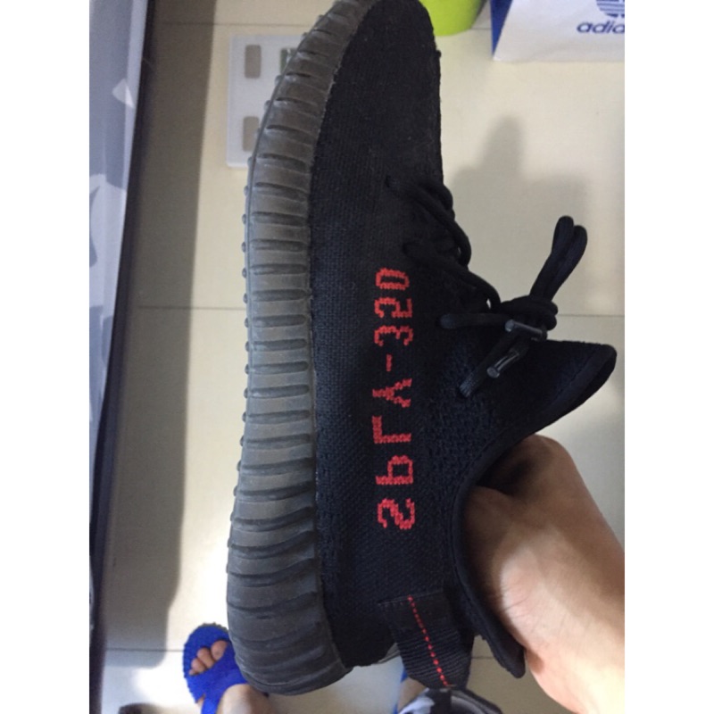 二手🎉🎉🎉YEEZY Boost V2 350 黑紅