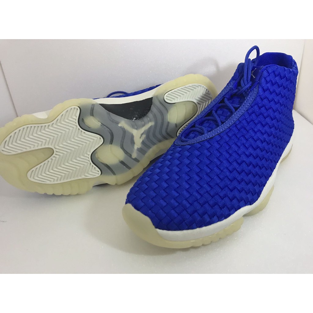 jordan future size 5