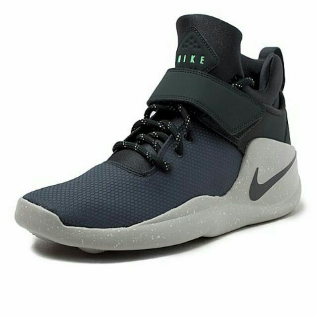 NIKE KWAZI SE 籃球 休閒鞋 全新台灣公司貨 861687-300