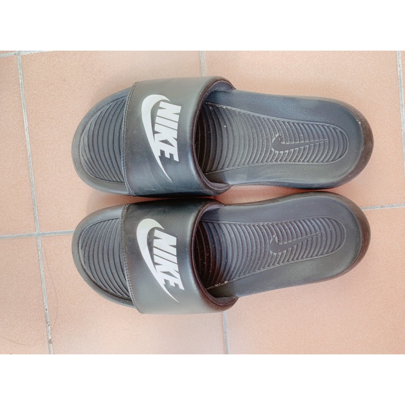 二手 正品【NIKE】VICTORI SLIDE 拖鞋 黑男鞋 -CN9675002