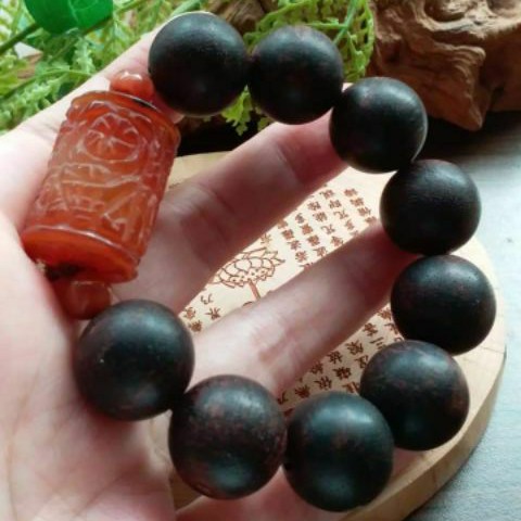 金運爆上げ 貴重！奥深い輝き！主玉7mm五色メノウ石製パワー