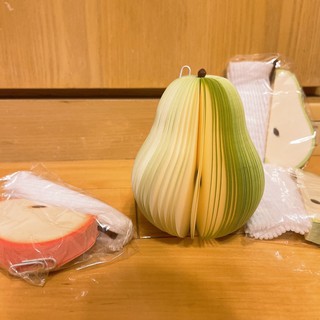 造型便條紙 蘋果造型便條紙 西洋梨便條紙 一次買一組（蘋果4個.西洋梨7個）
