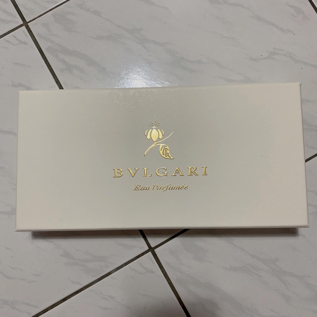 BVLGARI 寶格麗 紅茶香氛沐浴旅行組 滋潤乳液 沐浴精 潤絲精 洗髮精 香氛皂 五合一盥洗用品 75ml 禮盒組